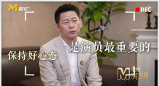 “抖森”魔性笑容亮相时装秀 与李宇春同框比腿 2017-02-24 昨日，在米兰时装周的CUCCI秀场中，《金刚：骷髅岛》主演汤姆·希德勒斯顿“闪耀出席”，不仅现场着装出彩，令多家媒体给出好评，还因为一张和李宇春的幕后合影引来粉丝热议，称这是“两个大长腿的世纪相逢”。