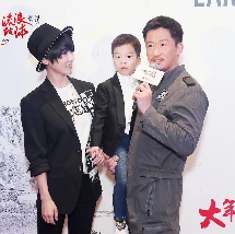 “长剧适合承载宏大历史与复杂叙事，这是短剧难以替代的。